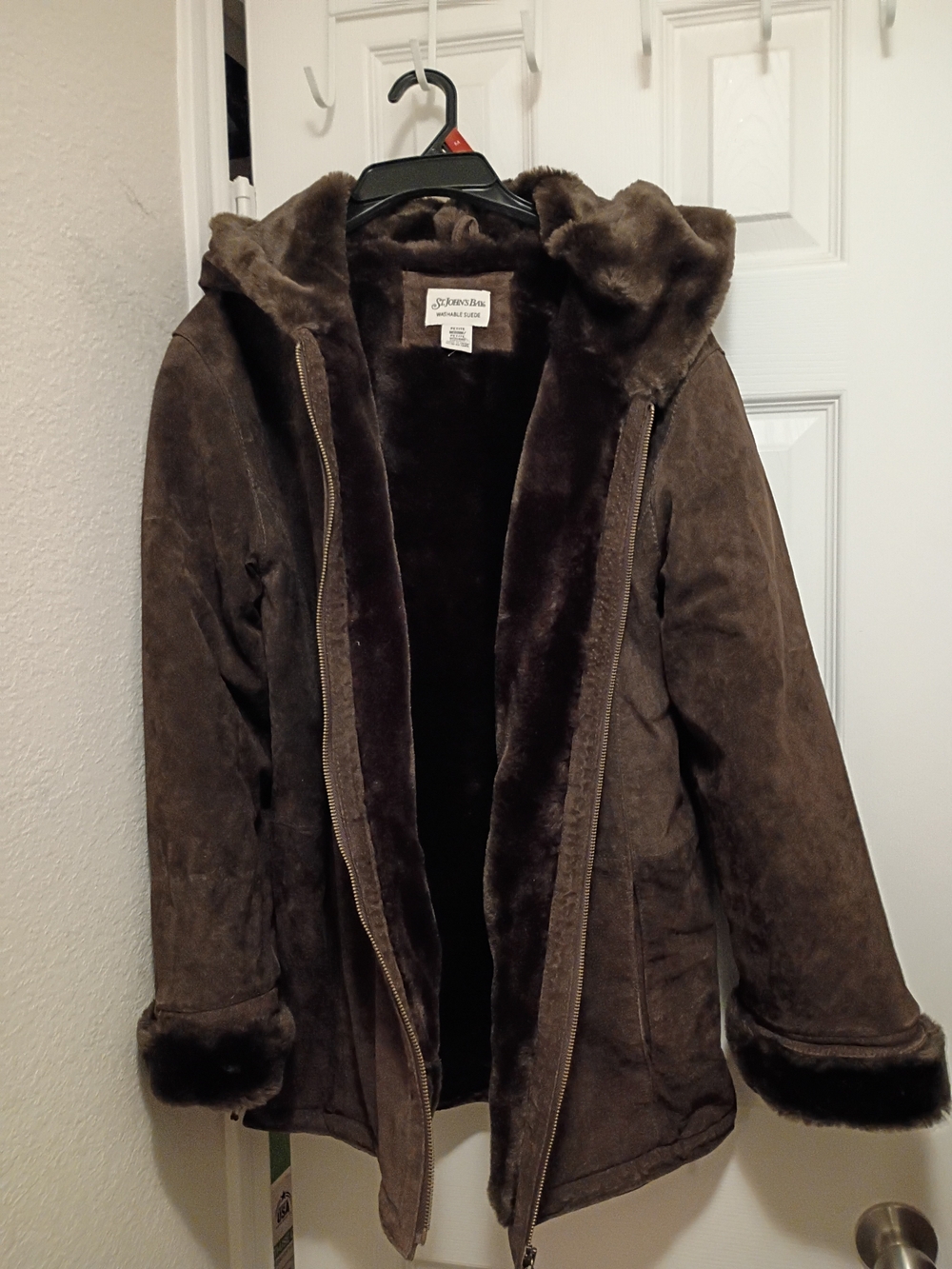 St. John's Bay Brown Leather  Suede Hooded Faux Fur Jacket Sz Medium Petite